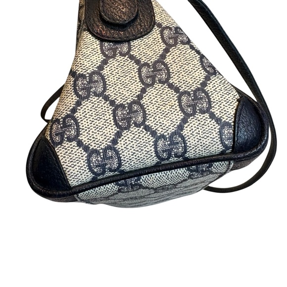 Vintage 80’s Gucci Monogram Navy Crossbody Bag - Picture 8 of 16